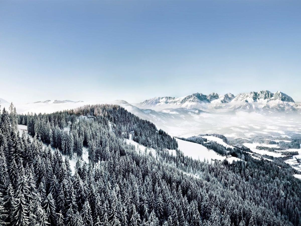 Apartment Near The Hahnenkamm Cable Car Kitzbühel Eksteriør bilde