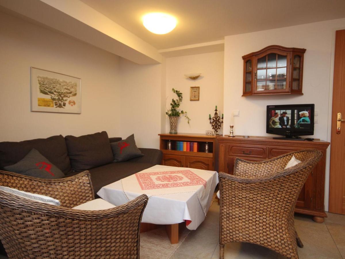 Apartment Near The Hahnenkamm Cable Car Kitzbühel Eksteriør bilde
