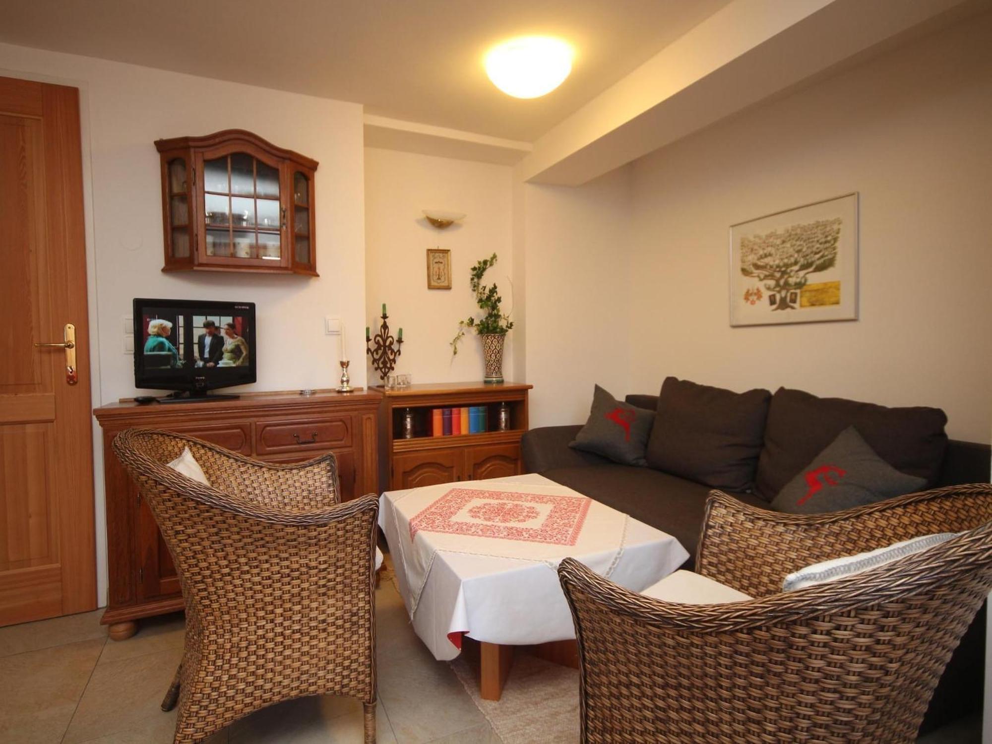 Apartment Near The Hahnenkamm Cable Car Kitzbühel Eksteriør bilde